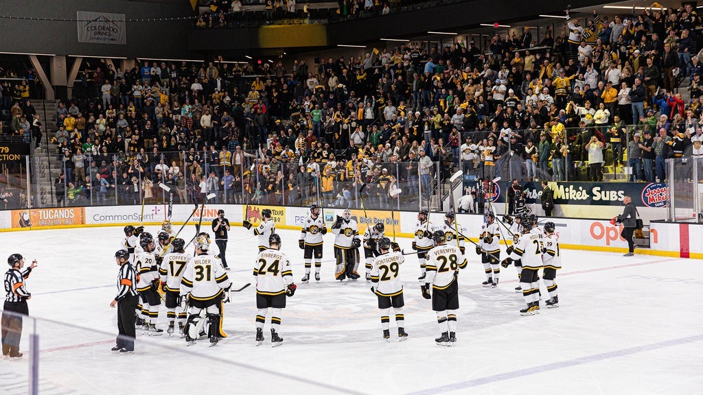 Hotels near Colorado College Tigers Mens Hockey Events