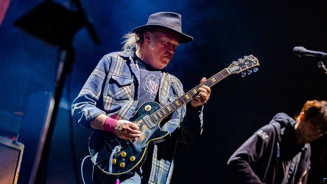 Neil Young - Official Premium Ticket and Hotel Experiences