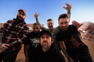 Vanna Headline Show - Howler