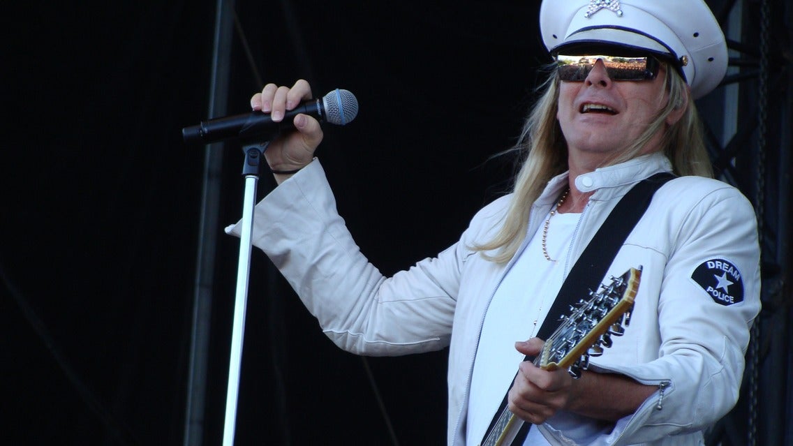 Robin Zander
