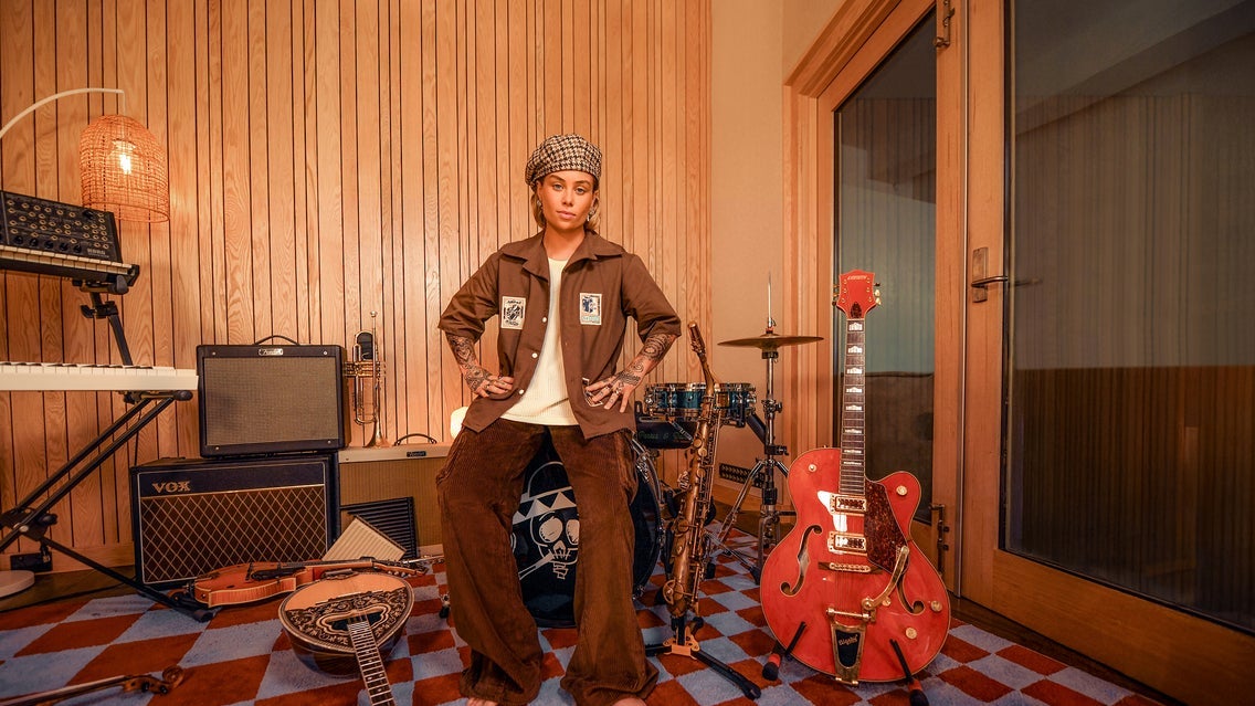 Tash Sultana | Vinyl Room Package