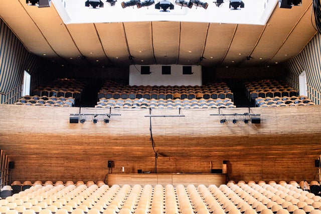 GUIDED TOUR IN ENGLISH OF BELLEVUE TEATRET in Denmark