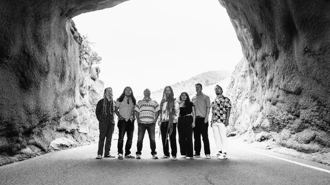 Mike Love & The Full Circle