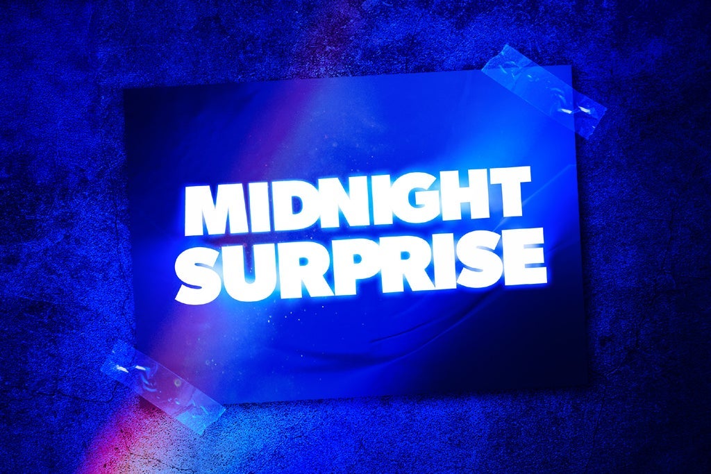 Midnight Surprise | Juste Pour Rire