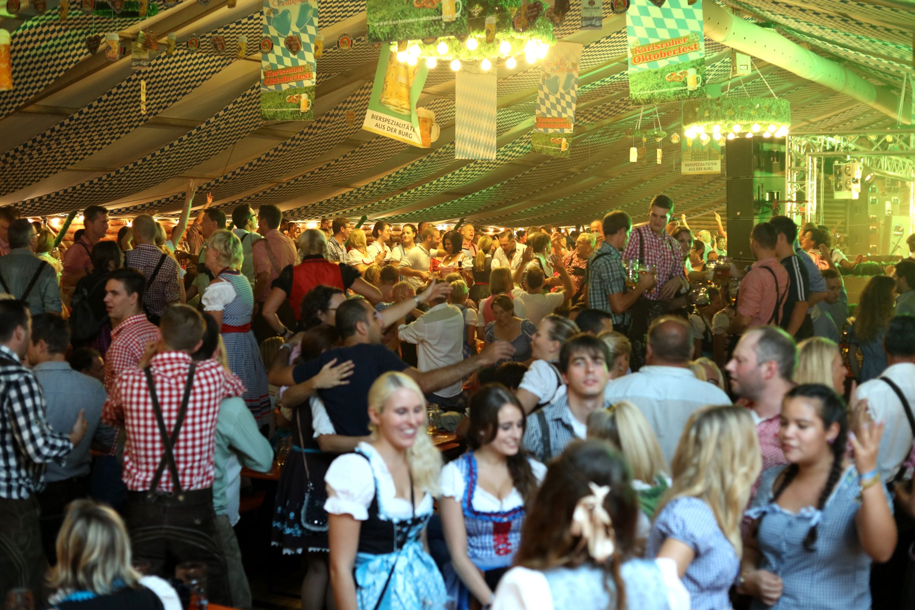 10. Original Karlsruher Oktoberfest - Firma Holunder