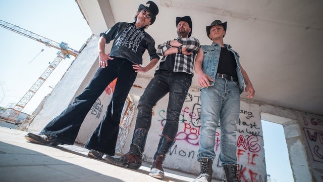 Mandowar feat. The Horns Of Metal