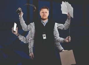 Bilde for arrangement Fredrik Fornes MITT LIV SOM ANSATT – ET HUMORSHOW OM KONTORLIVET