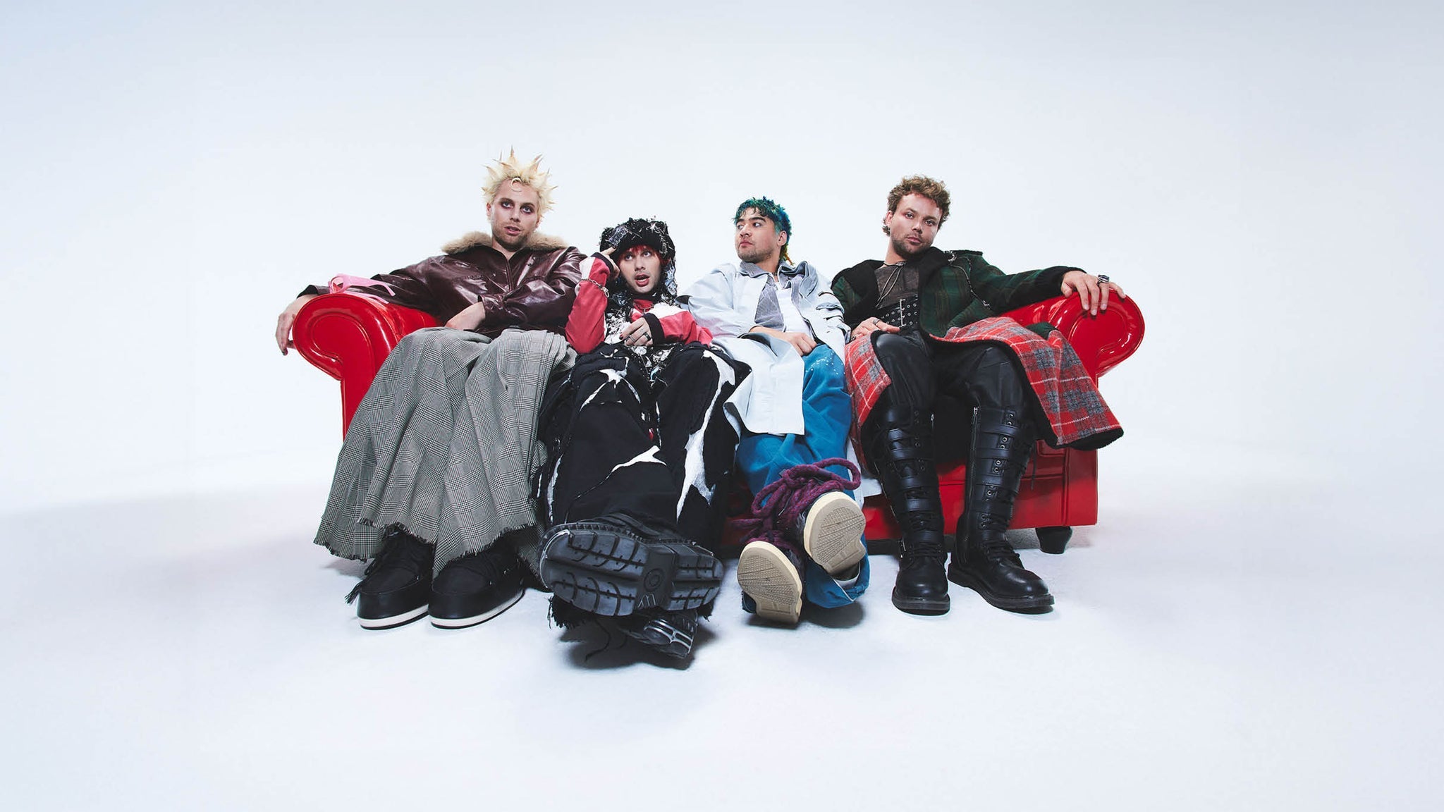 5SOS: EVERYONE’S A STAR! WORLD TOUR | PACKAGES