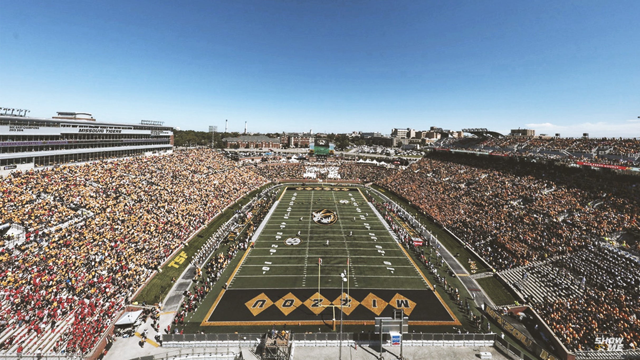 Mizzou Tiger Football v Auburn at Faurot Field at Memorial Stadium – Columbia, MO