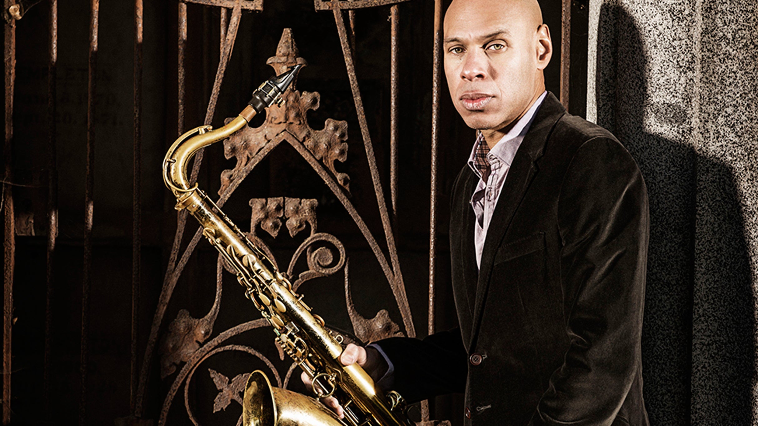 Joshua Redman in Skokie promo photo for Exclusive presale offer code