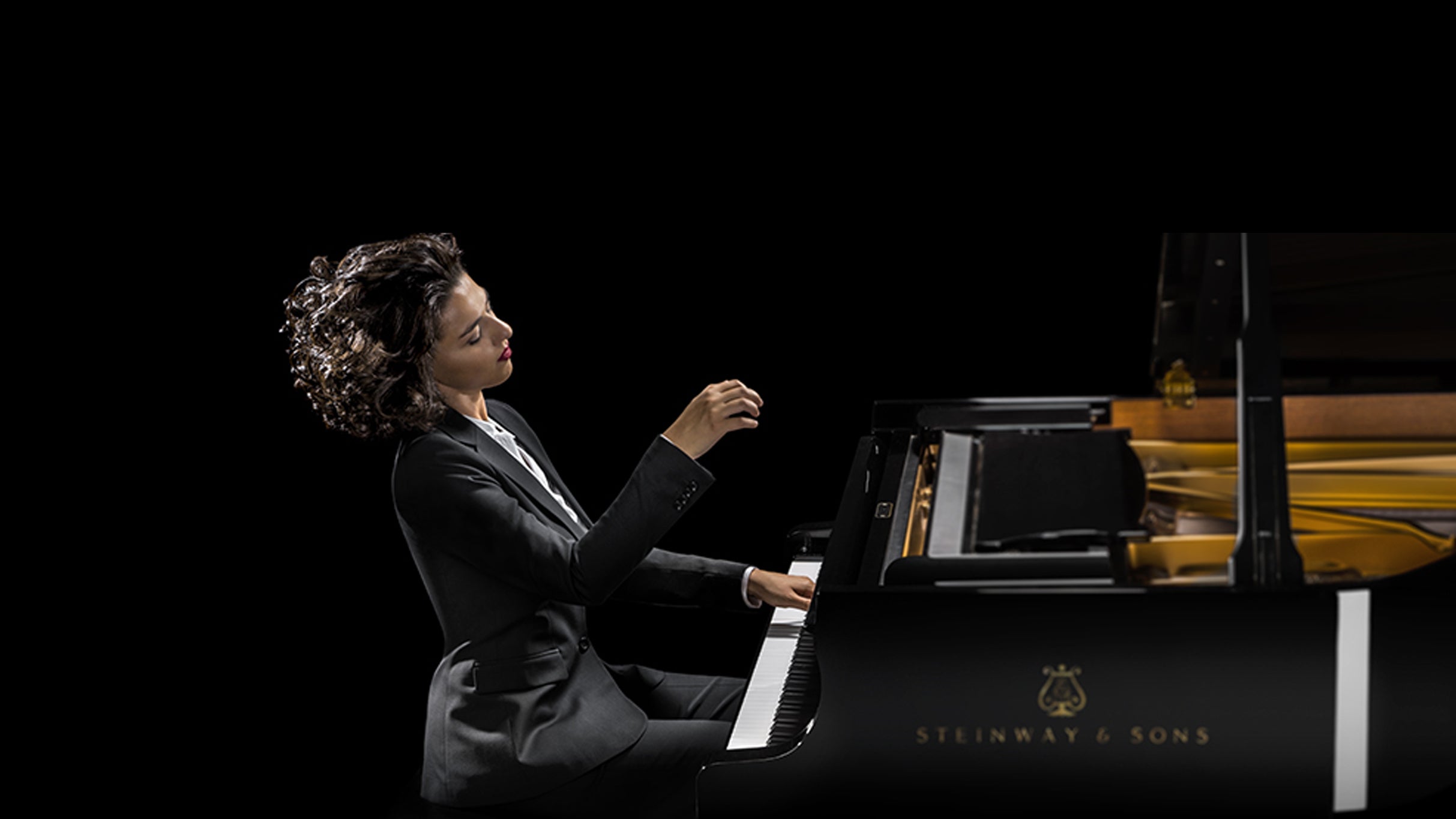 Khatia Buniatishvili w/ Taiwan Philharmonic