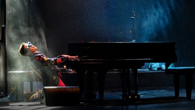 Sir El Tom in St James Theatre Wellington 09/11/2026