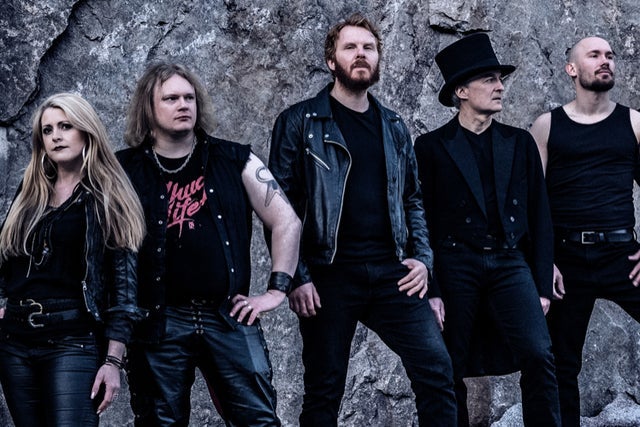 Heavy Halloween med Darktrail/We the Faded/Domestic Disturbance