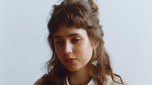 Clairo in 3Olympia Theatre, Dublin 04/03/2025