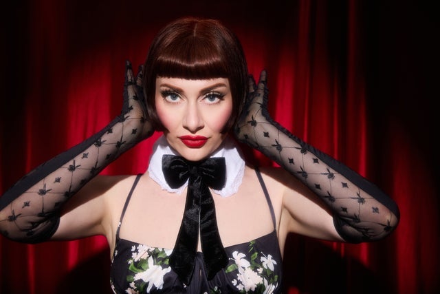 Presales to qveen herby isle of qveen tour: members use these when buying pre-sale tickets