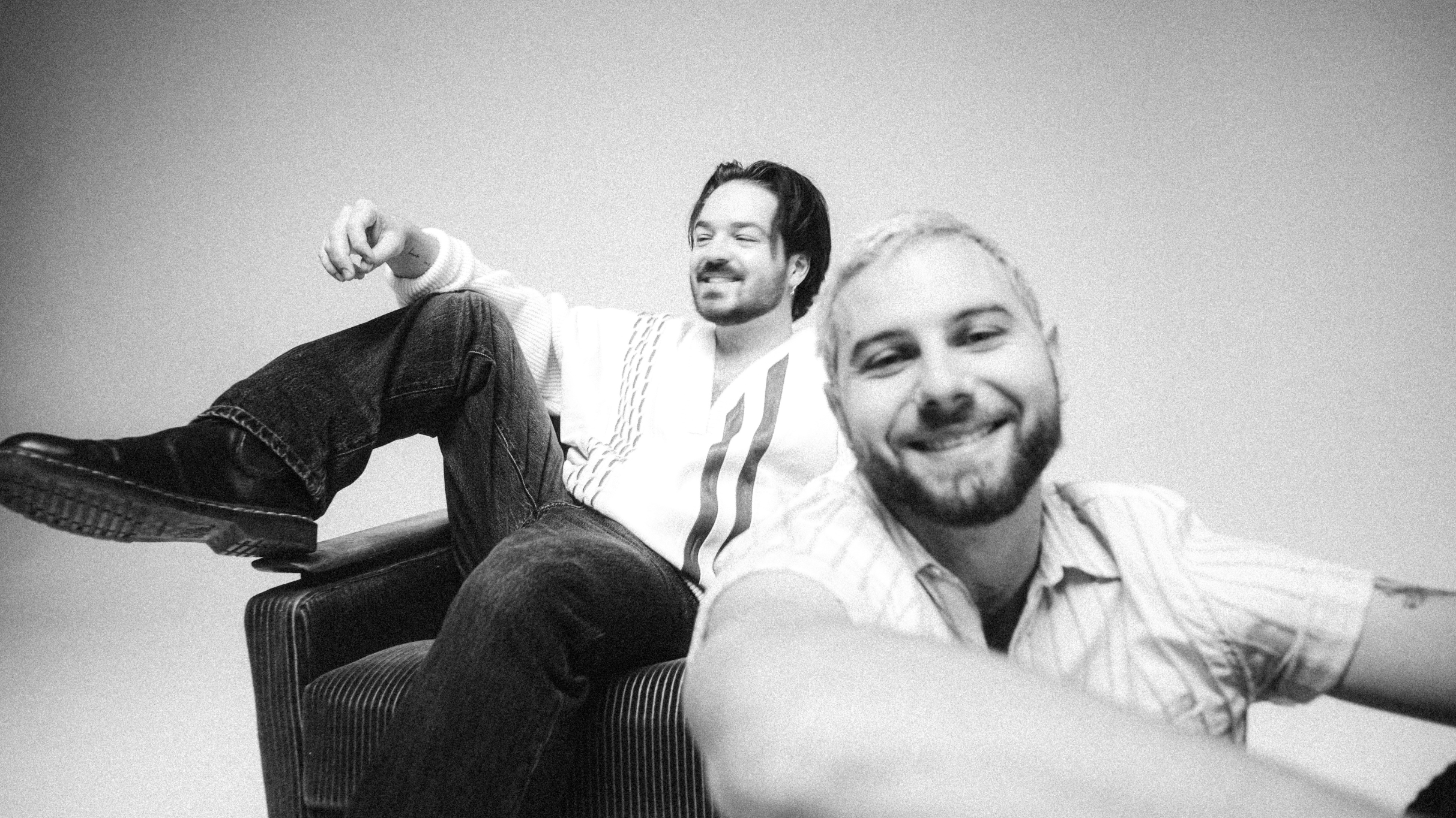 Milky chance. Milk group music. Living in a haze milky. Living in a haze milky. Milky chance.