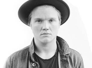 Aaron Gillespie