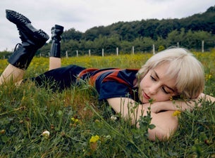 Avalon Emerson and The Charm