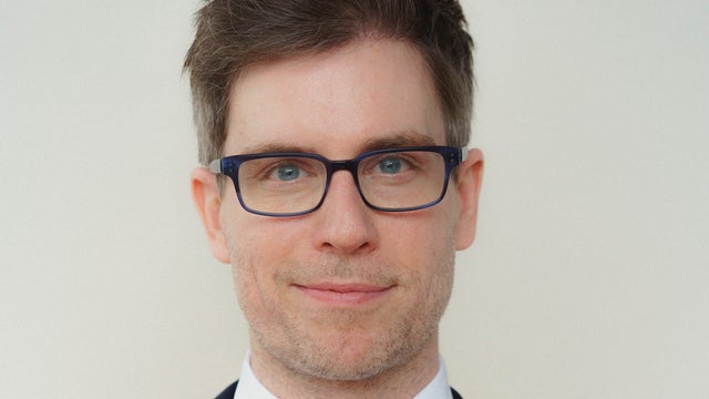 Walter Masterson: Trolls America