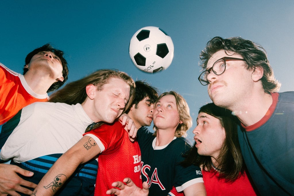 %100 Müzik Sunar: The Sophs