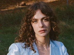 Hannah Cohen at YES (Pink Room)