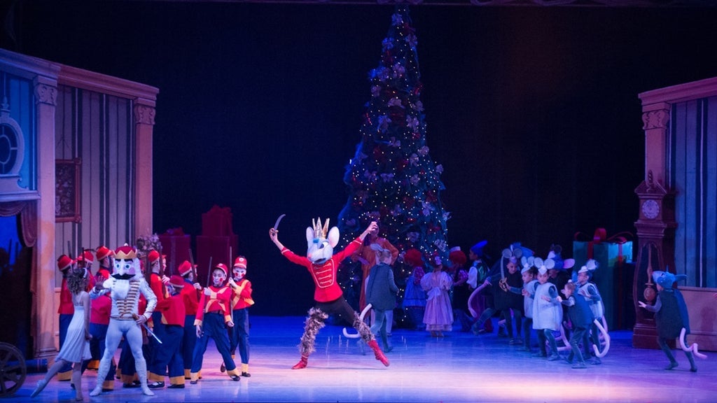 Hotels near San Antonio Dance: The Nutcracker Events