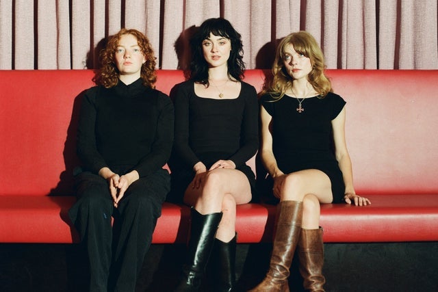 Folk Bitch Trio