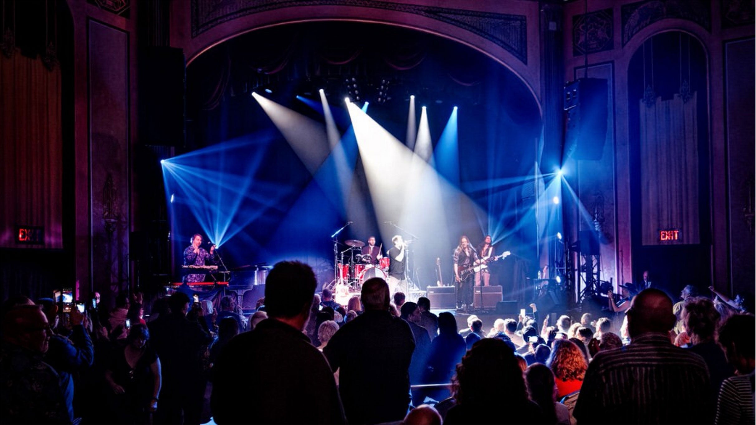 The Ultimate Queen Celebration presale password