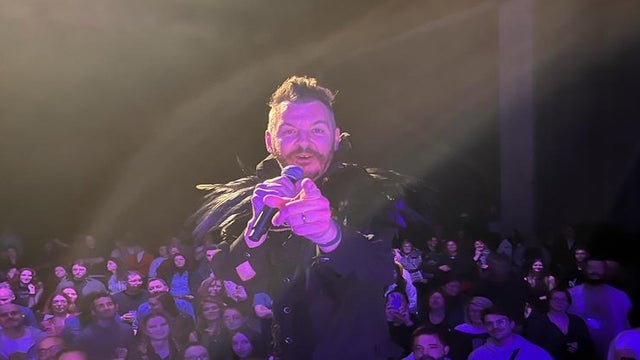 Gareth Taylor and his Queenies