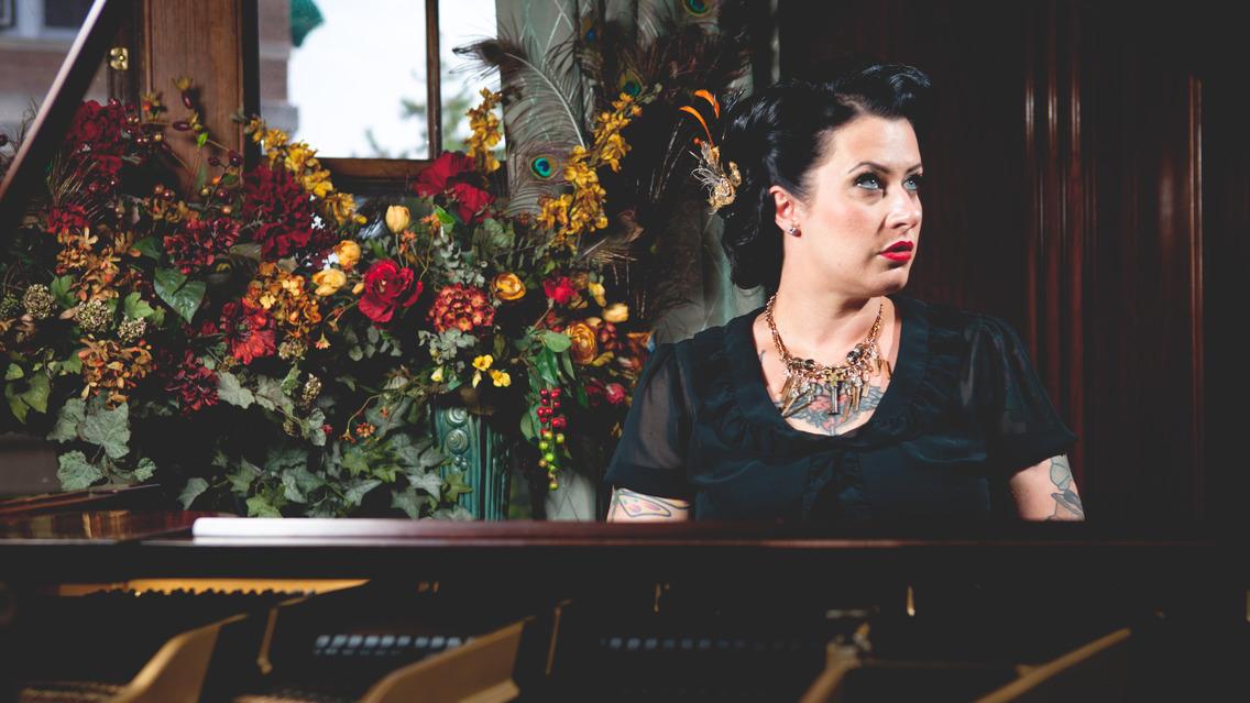 Photo of Davina and the Vagabonds