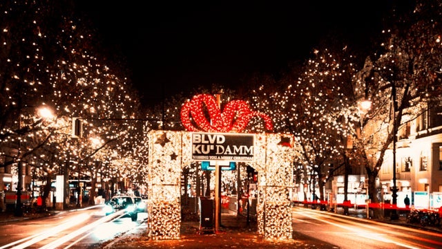 Schenk Berlin Dein Licht – Lampen-Patenschaft schenken in Gedächtniskirche, Berlin 24/11/2025