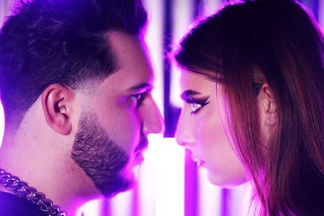 Vana: The Lady In Red Tour in Chicago promotional photo for Artist presale tickets offer