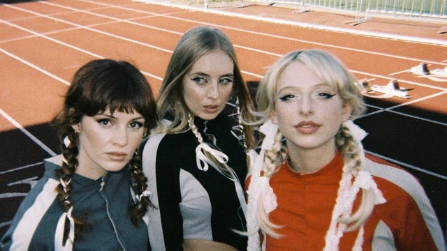 Blusher in The Poetry Club SWG3, Glasgow 12/09/2025