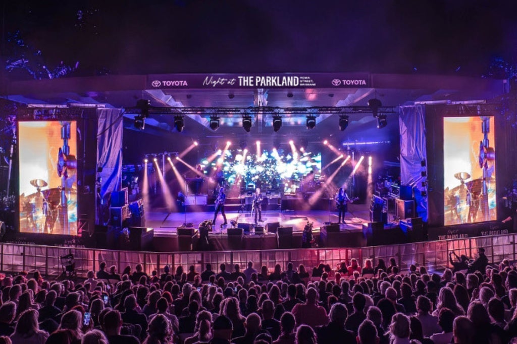 Night at The Parkland - The Temper Trap