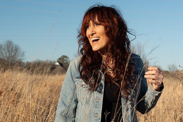 Jo Dee Messina