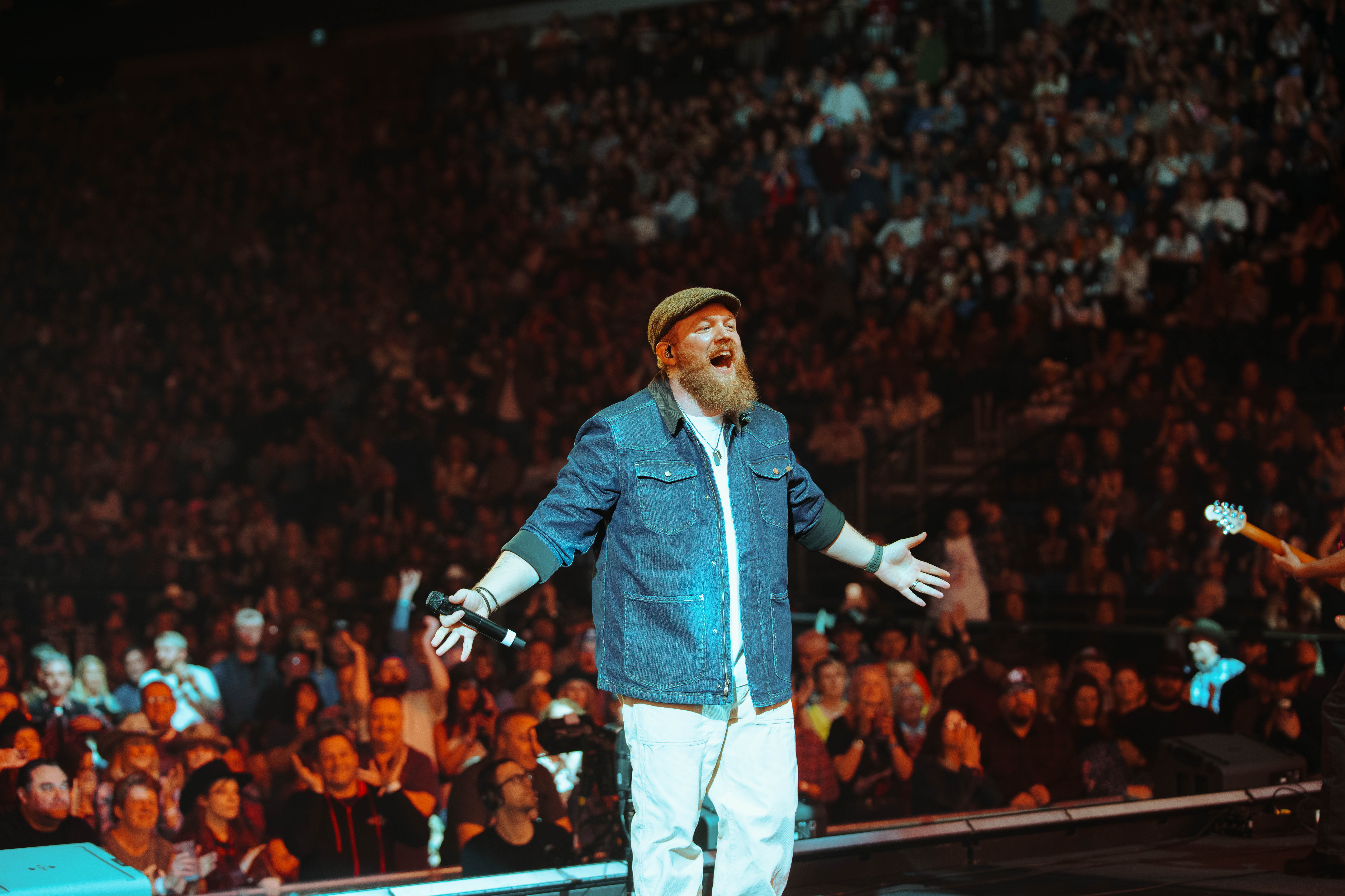 TYLER BRADEN (USA) - Wild At Heart Tour