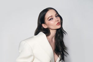 Dove Cameron artist picture