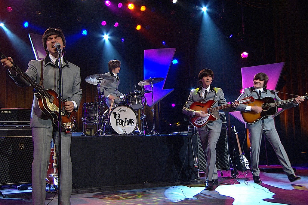 The Fab Four performs The Beatles' &quot;Rubber Soul&quot;