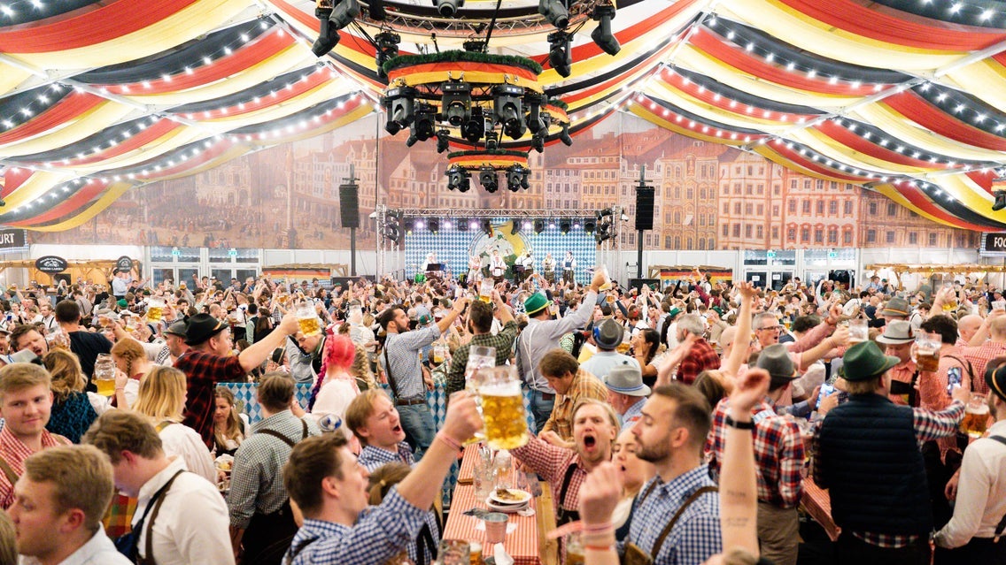 Oktoberfest 2026 - Bordreservasjon Fredag