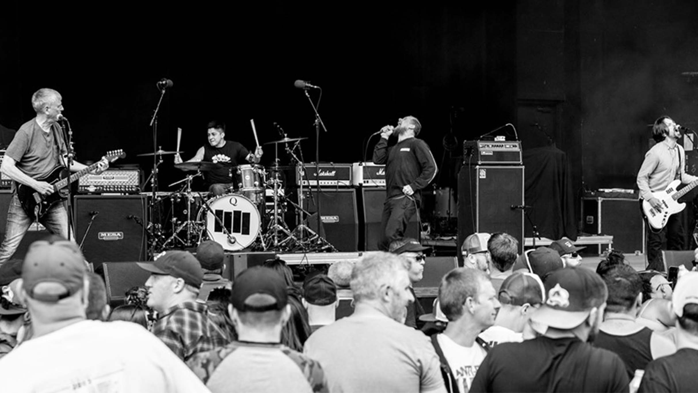Black Flag w/ Shiver