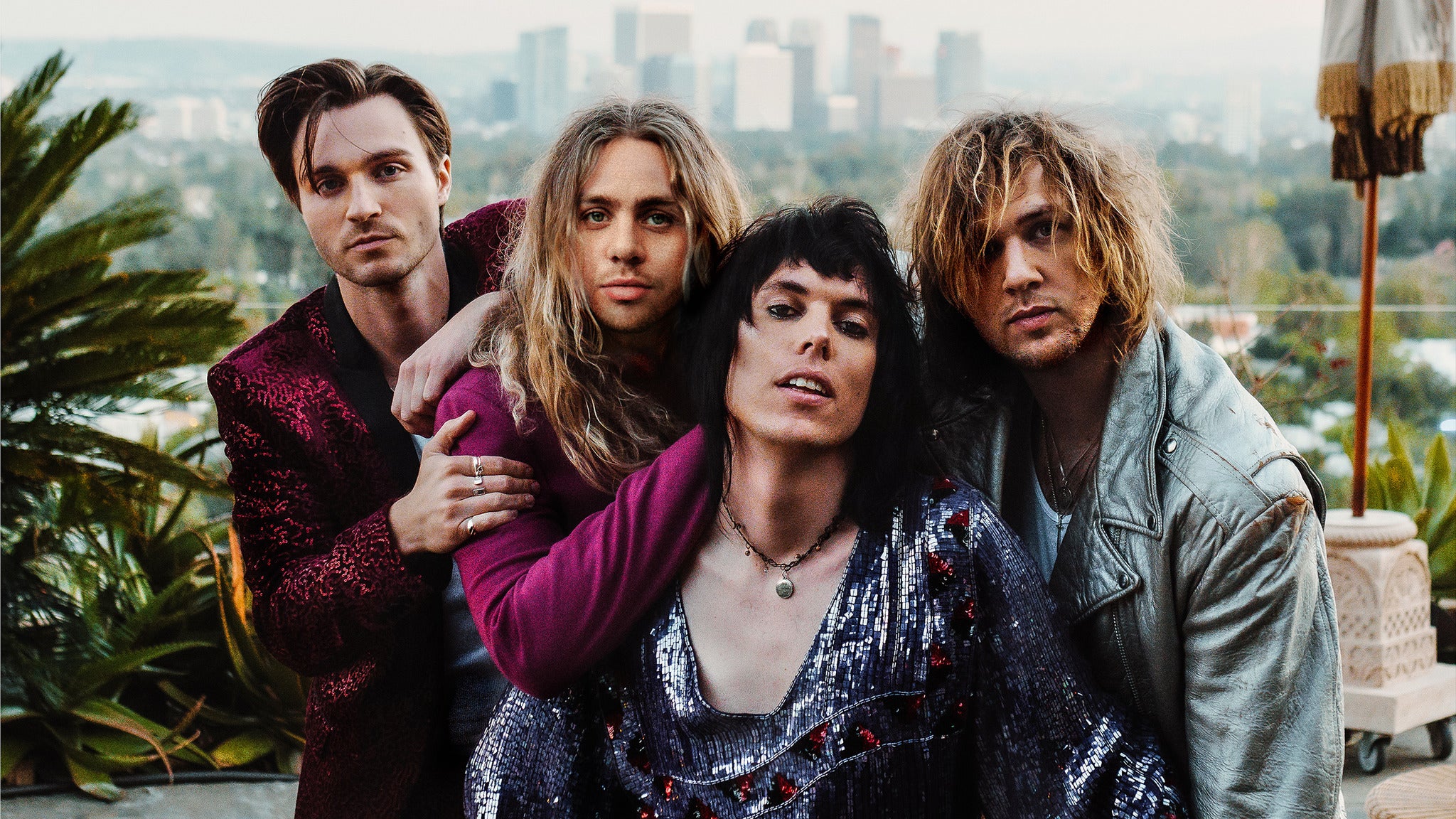 the struts across the pond tour