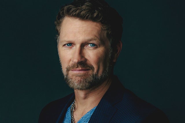 Craig Morgan "Salute to Americas Veterans"