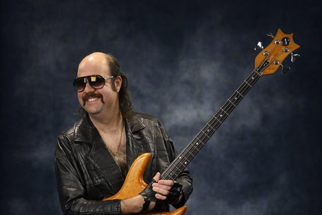 Presales to donny ben&eacute;t: members use these when buying pre-sale tickets