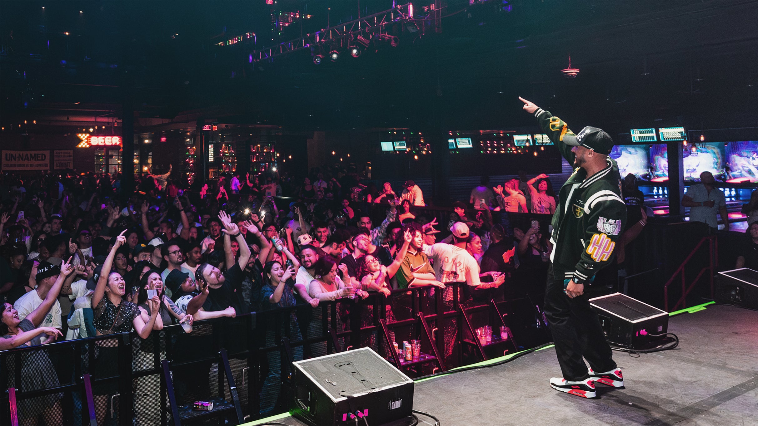 Cozy’s NYE Countdown to 2025: Throwback + Current R&B / Hip-Hop – 21+ at Brooklyn Bowl Las Vegas – Las Vegas, NV