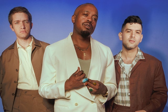 Durand Jones & The Indications