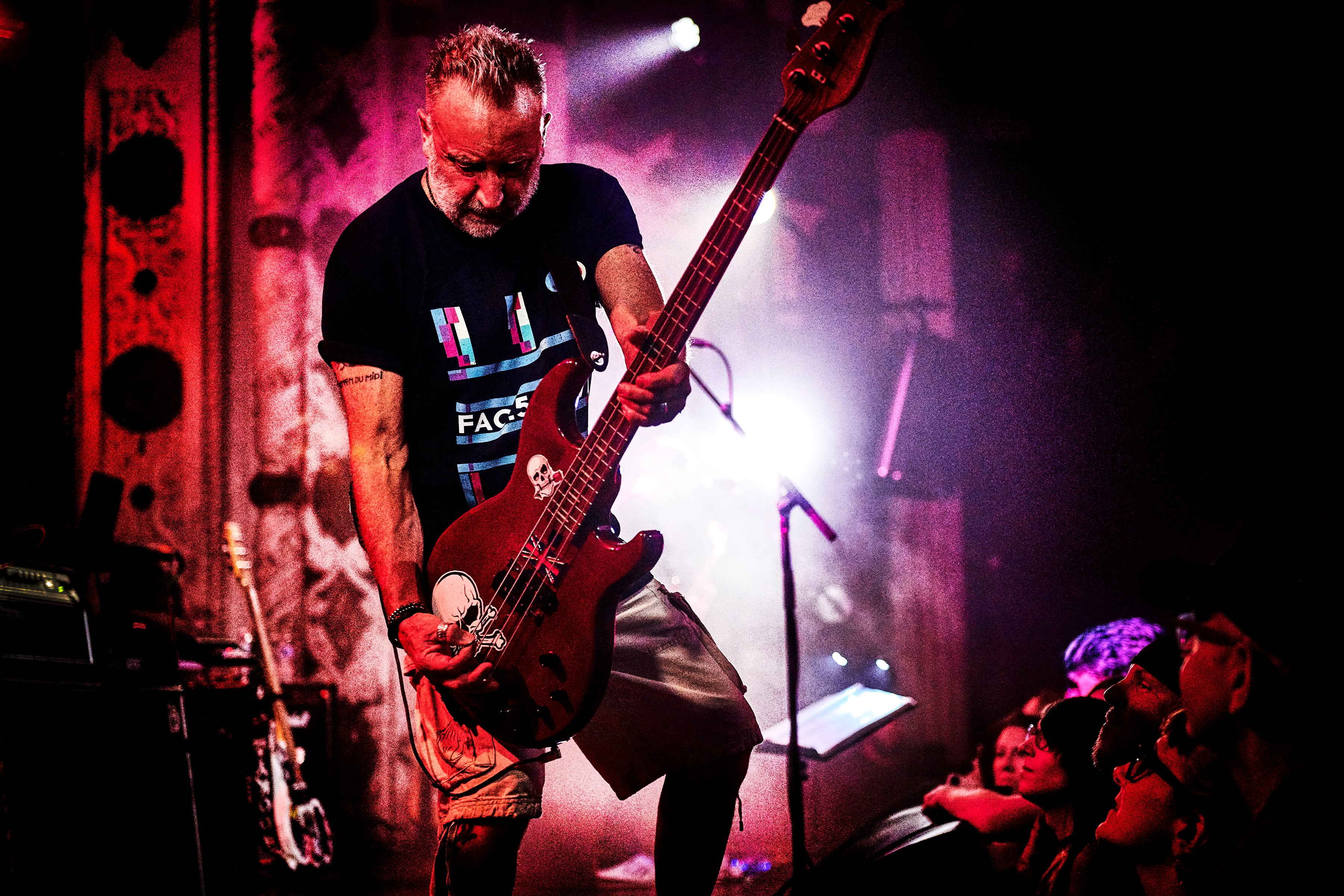 Peter Hook & The Light playing Joy Division & New Order