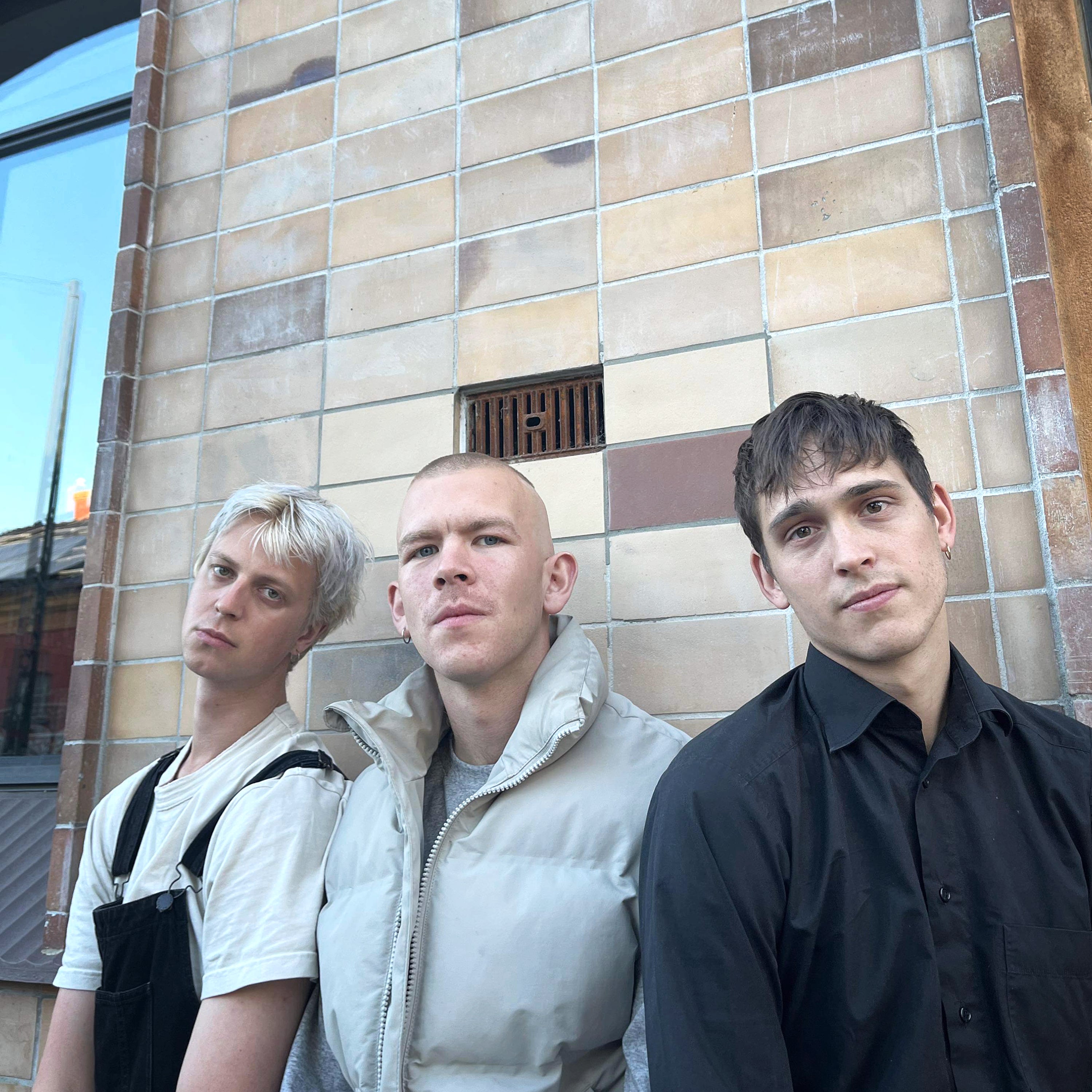 Smag paa dig selv presale information on freepresalepasswords.com