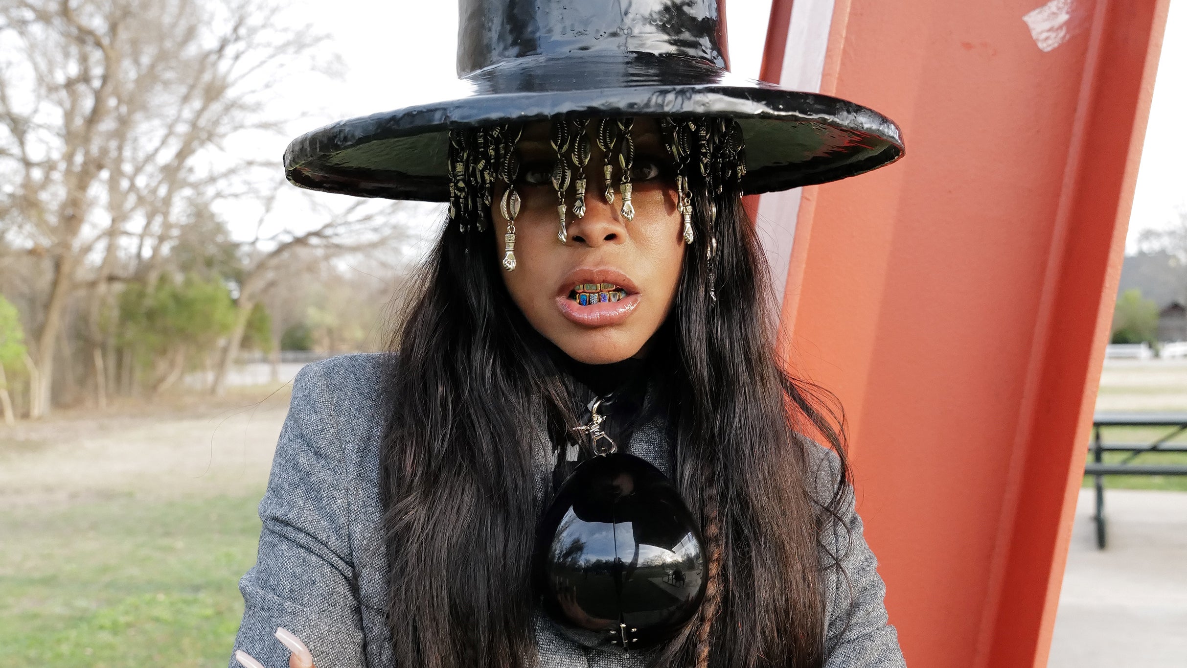 Erykah Badu at Bill Graham Civic Auditorium – San Francisco, CA