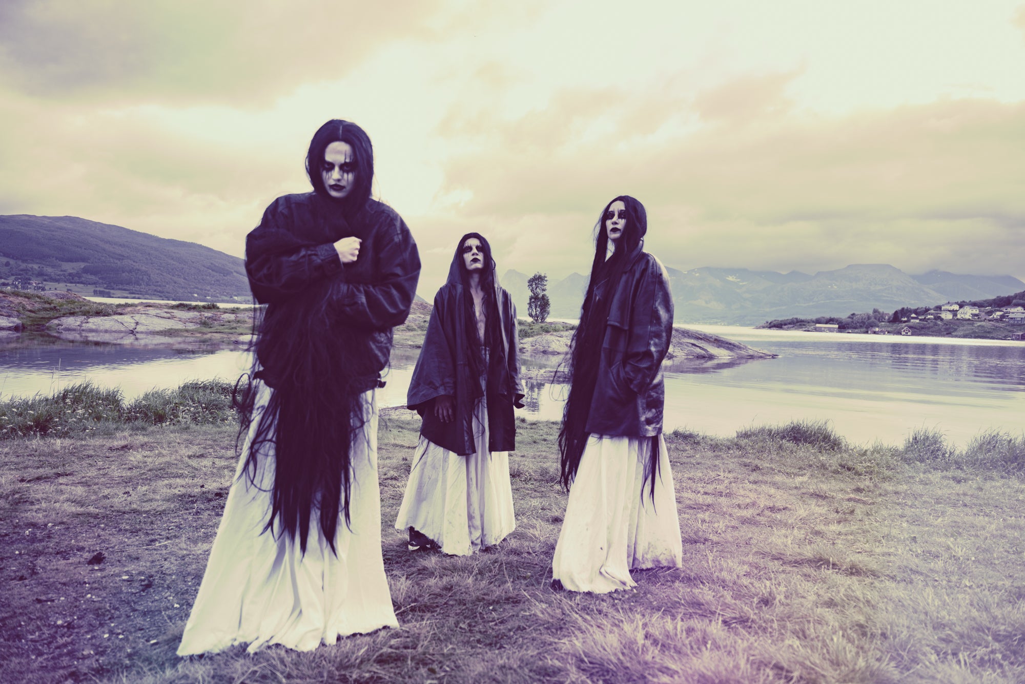 Witch Club Satan official photo