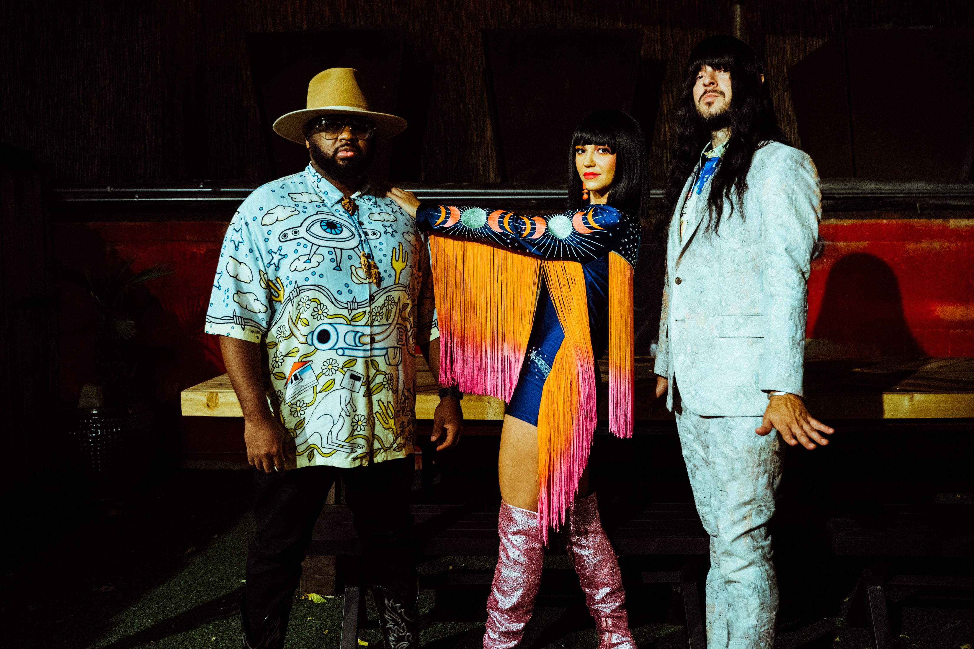 Khruangbin - Official Ticket and Hotel Bundls